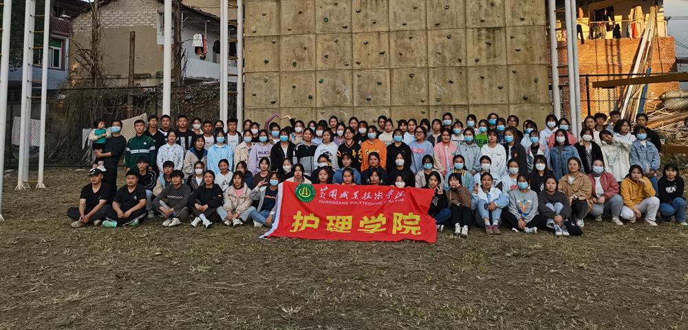 7ef8499d5d654765a0c0fc5404c70ea7.jpg