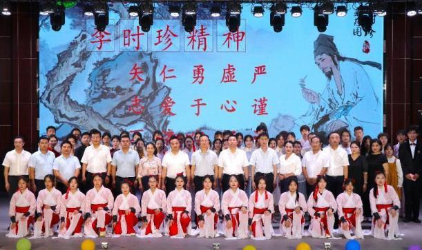 ceb0084abccf4ba9be614ef3673c899c.jpg